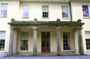 portico
