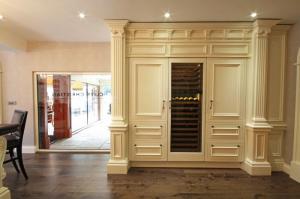 pilaster